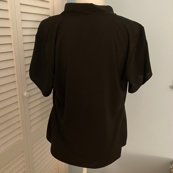 Calvin Klein dress shirt ❤️ - Picture 2 of 2